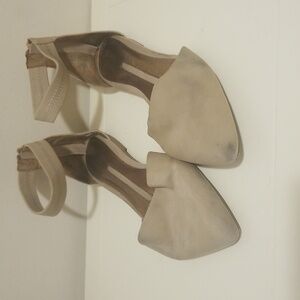 New Directions tan flats